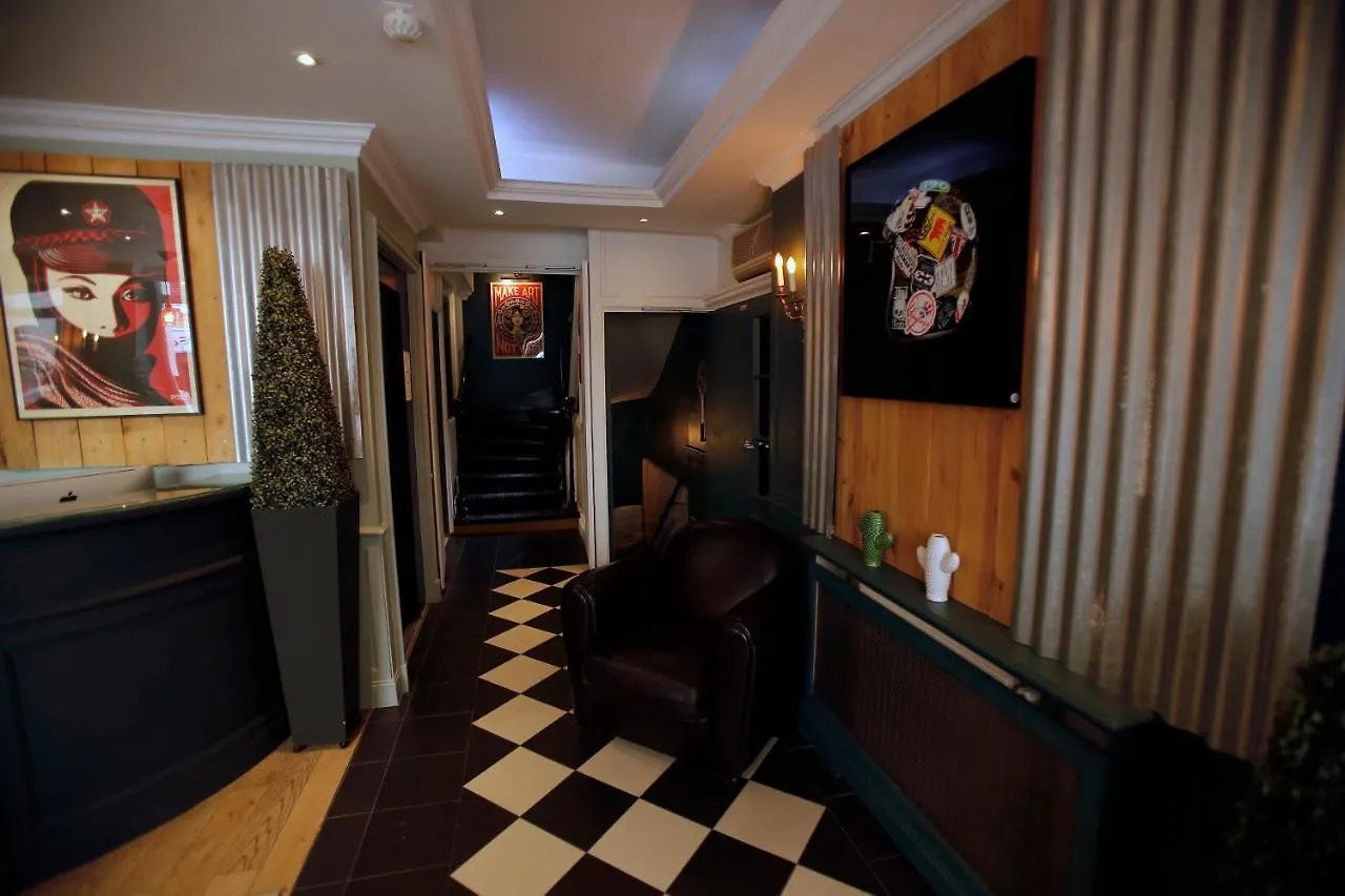 Etoile Trocadero Hotell